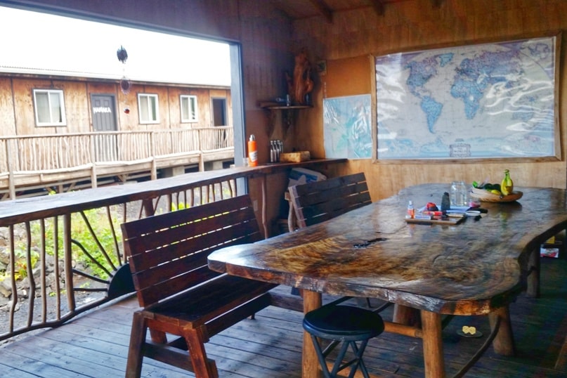 Airbnb in Puna Hawaii, in kalapana. common area with kitchen and dining. Where to stay on the Big Island. Hawaii travel blog