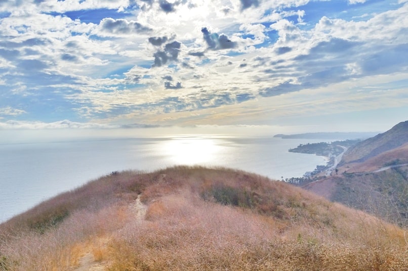 One day trip to Malibu without a car. Best things to do in Malibu in one day itinerary - Corral Canyon loop trail hike. from Los Angeles LA Santa Monica. California travel blog