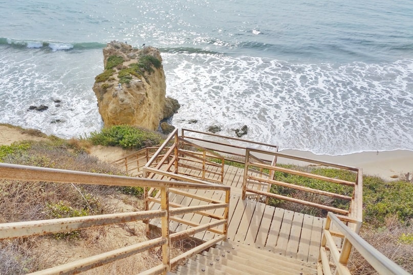 One day trip to Malibu without a car. Best things to do in Malibu in one day itinerary - El Matador State Beach, California state parks. from Los Angeles LA Santa Monica. California travel blog