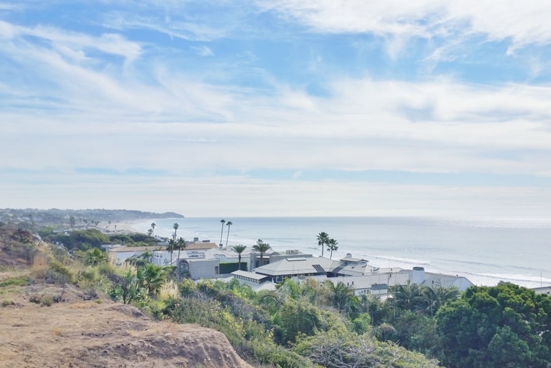 One day trip to Malibu without a car. Best things to do in Malibu in one day itinerary - Malibu sign, 21 miles of scenic beauty Pacific Coast Highway PCH. from Los Angeles LA Santa Monica. California travel blog