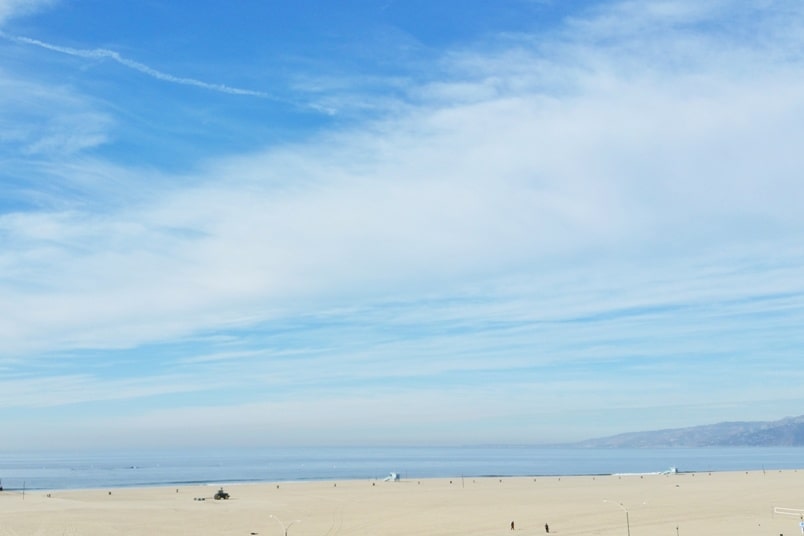One day trip to Malibu without a car. Getting around Malibu by bus from LA or Santa Monica to Malibu on Pacific Coast Highway PCH. day trip from Los Angeles LA Santa Monica. California travel blog