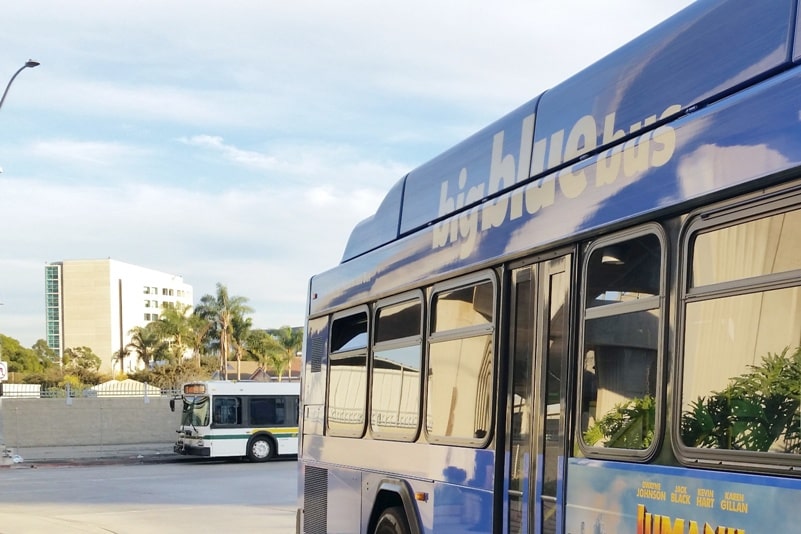 Los Angeles Airport LAX to Santa Monica bus stop from aviation metro station greenline. how to ride the big blue bus in LA. public transportation in LA. California travel blog