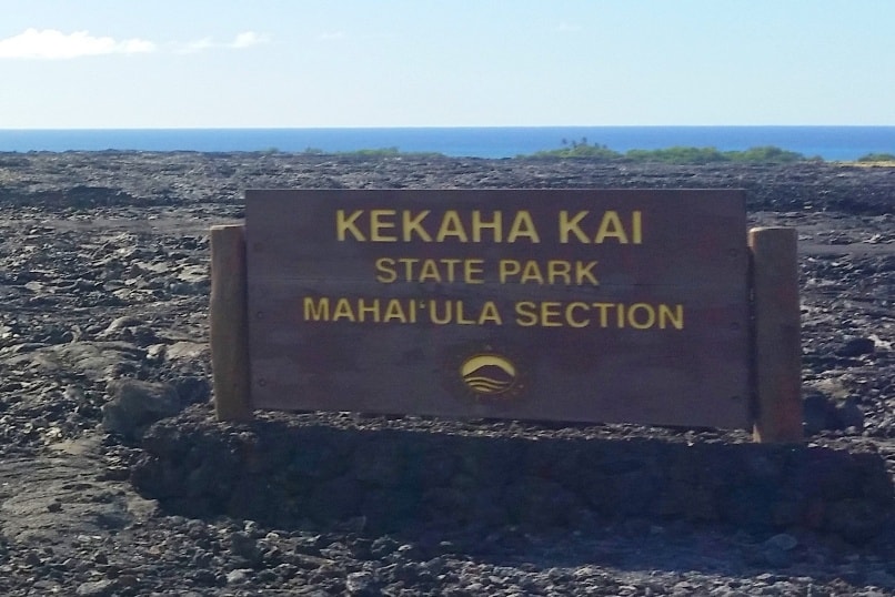 Mahaiula Beach entry. Kekaha Kai State Park. Big Island Hawaii travel blog