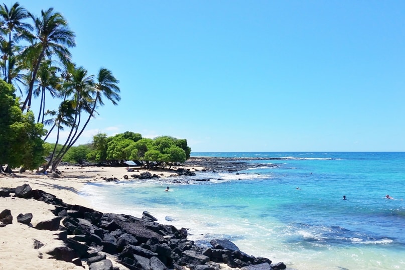 Mahaiula Beach. Mahai'ula Bay. Kekaha Kai State Park. White sand beach, Best beaches in Kona. Big Island Hawaii travel blog