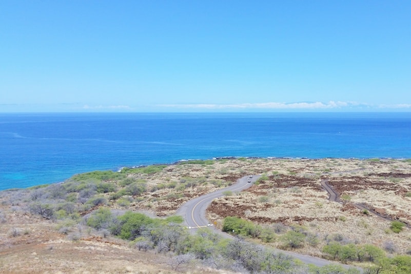 Puu Kuili hike trail in Kekaha Kai State Park. Best hikes in Kona. Big Island Hawaii travel blog