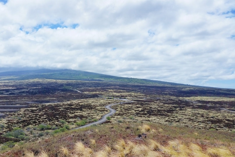 Puu Kuili hike trail in Kekaha Kai State Park. Best hikes in Kona. Big Island Hawaii travel blog