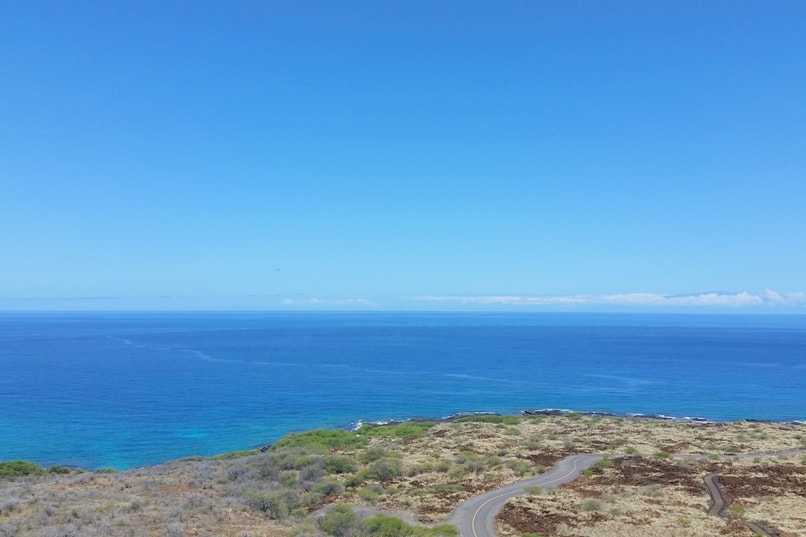 Puu Kuili hike trail in Kekaha Kai State Park. Best hikes in Kona. Big Island Hawaii travel blog