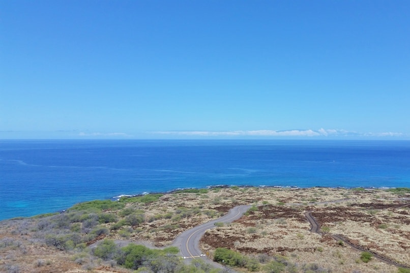 Puu Kuili hike trail in Kekaha Kai State Park. Best hikes in Kona. Big Island Hawaii travel blog