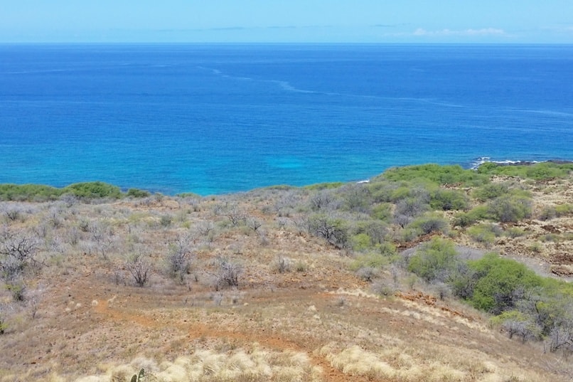 Puu Kuili hike trail in Kekaha Kai State Park. Best hikes in Kona. Big Island Hawaii travel blog