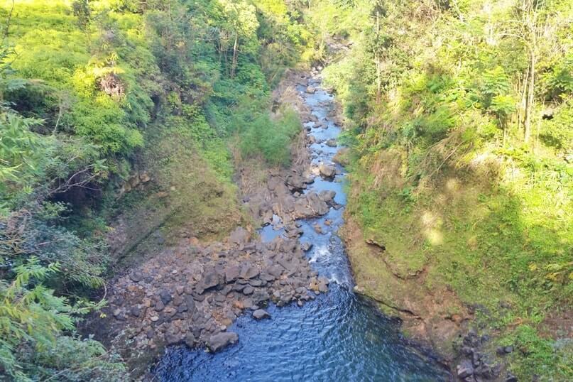 Makapipi Falls stream to see waterfalls from above. Best Road to Hana waterfalls in Maui. Hawaii travel blog