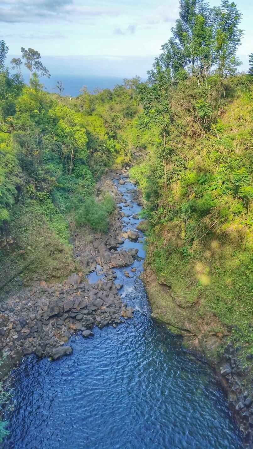 Makapipi Falls stream to see waterfalls from above. Best Road to Hana waterfalls in Maui. Hawaii travel blog