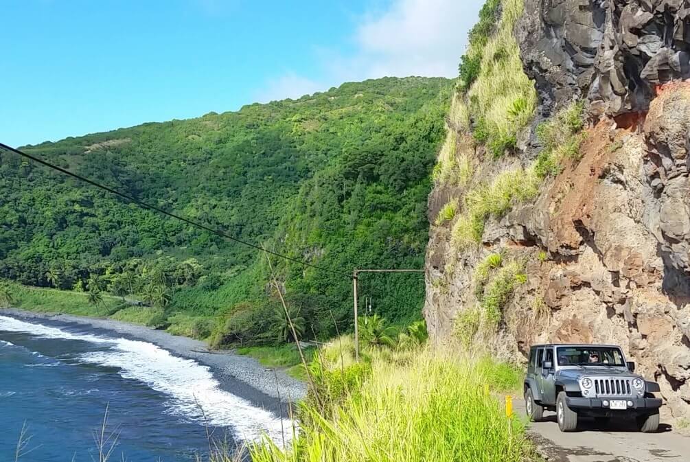 Best things to do in Hawaii in 3 days: Scenic drive back roads in Maui. Hawaii travel blog