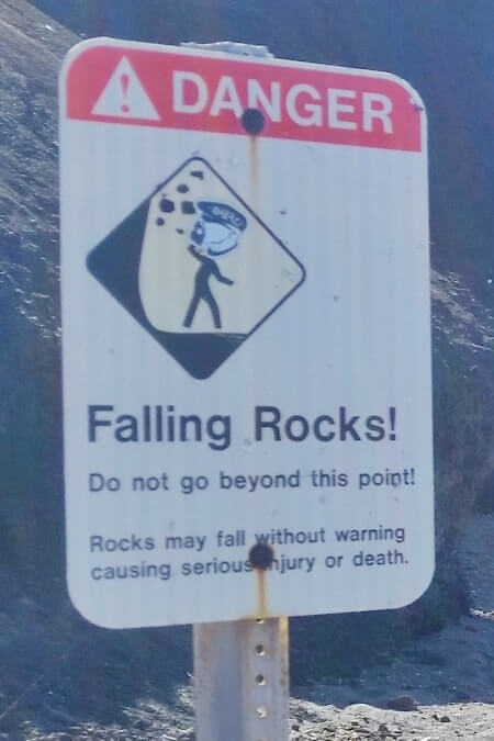 Is Oneuli Beach safe. dangers and safety. Maui Hawaii travel blog