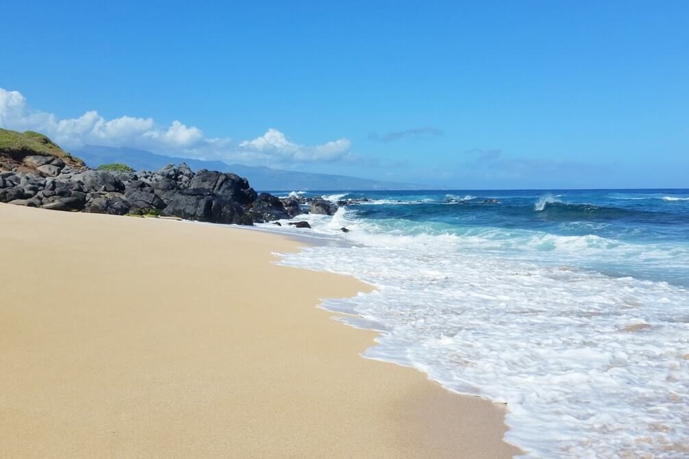 Best things to do in Maui Hawaii: hookipa beach. Maui Hawaii travel blog