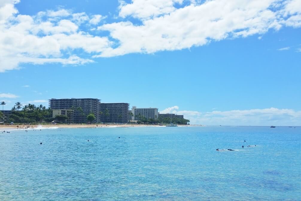 Best things to do in Maui Hawaii: Kaanapali Beach resorts. Maui Hawaii travel blog