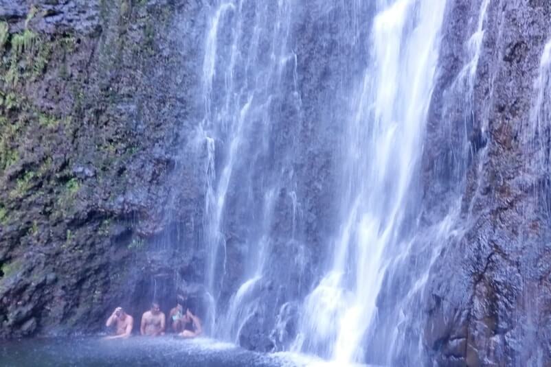Best hostels in Maui Hawaii. paia. lahaina. west maui. wailuku. surfing. backpackers. budget. cheap accommodation on Maui. Backpacking Maui Hawaii travel tips