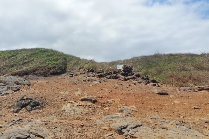 Poaiwa Trail to Lanai petroglyphs. Lanai Hawaii travel blog