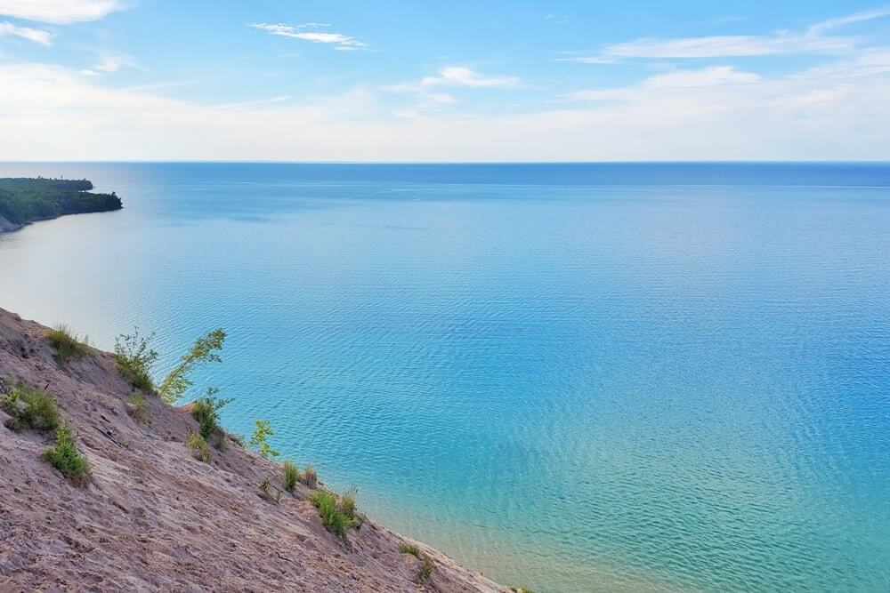 Log slide overlook. Best views of Lake Superior in Pictured Rocks National Lakeshore. UP Michigan travel blog.