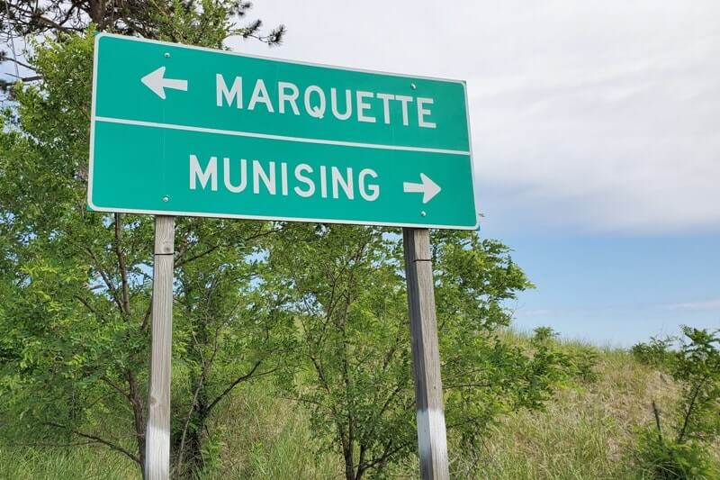 Munising to Marquette drive, things to do along the way. stops to make. Lake Superior circle tour, UP road trip. Michigan travel blog