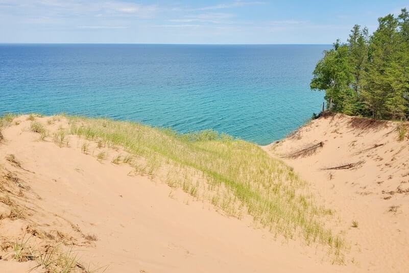 Sable Falls Trail to grand sable sand dunes. Best things to do in Pictured Rocks National Lakeshore from Grand Marais. Best sand dunes in Upper Peninsula. UP Michigan travel blog
