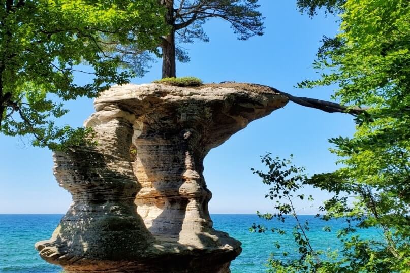 Best places to visit in the UP upper peninsula Michigan: Pictured Rocks National Lakeshore rock, Munising. Michigan travel blog