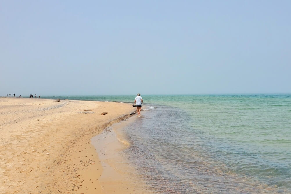 Best places to visit in the UP upper peninsula Michigan: whitefish point shipwreck beach. Michigan travel blog