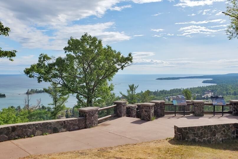Things to do in the Keweenaw Peninsula: Brockway Mountain Drive lookout in Copper Harbor. Upper Peninsula. UP Michigan travel blog