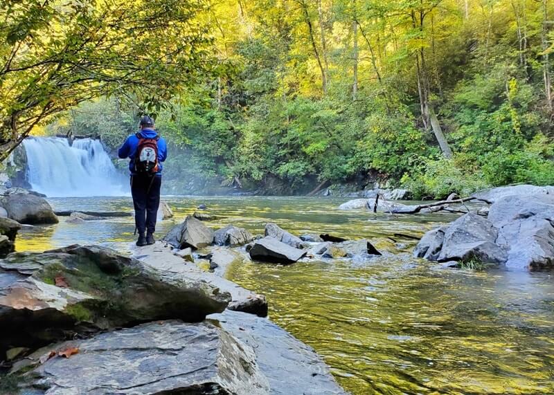 Best waterfall hikes in Great Smoky Mountains National Park. Best hiking trails to see waterfalls in the Smoky Mountains near Gatlinburg, near Bryson City. Tennessee waterfalls TN. North Carolina waterfalls NC. Smokies travel blog