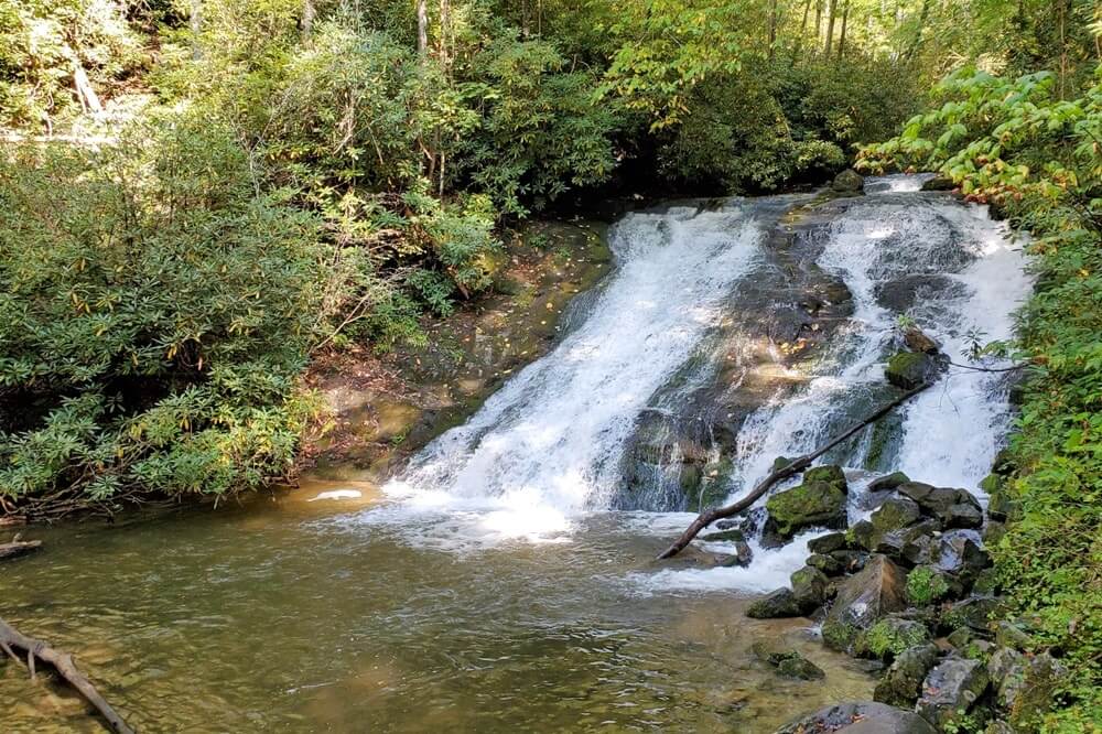 Best waterfall hikes in Great Smoky Mountains National Park: Indian Creek Falls, Deep Creek waterfalls. Best waterfalls in the Smoky Mountains in North Carolina NC. Smokies travel blog