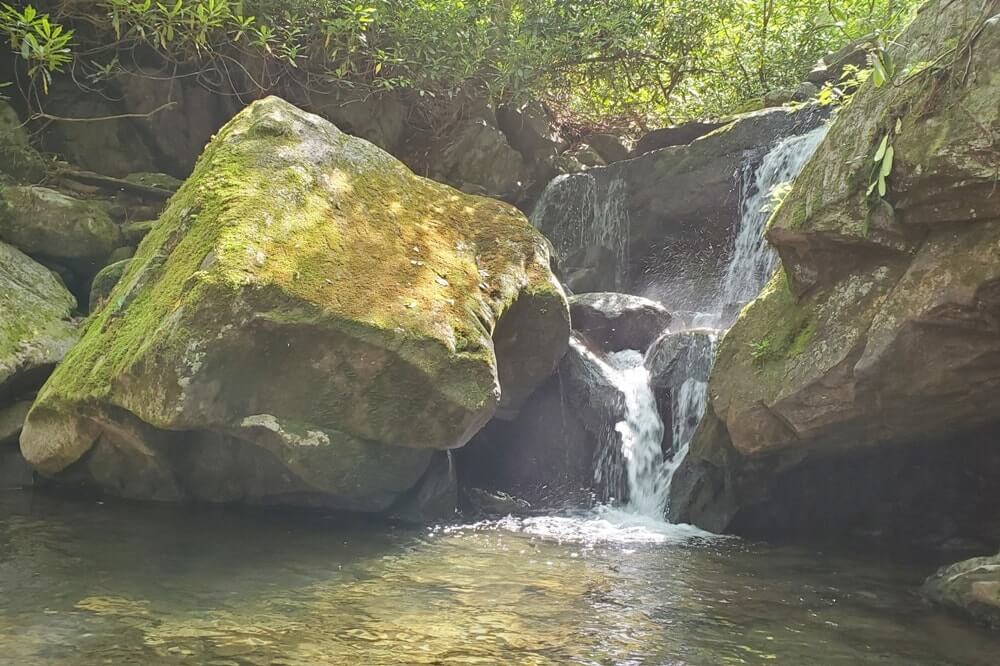 Grotto Falls Trail to small waterfalls. smokies travel blog