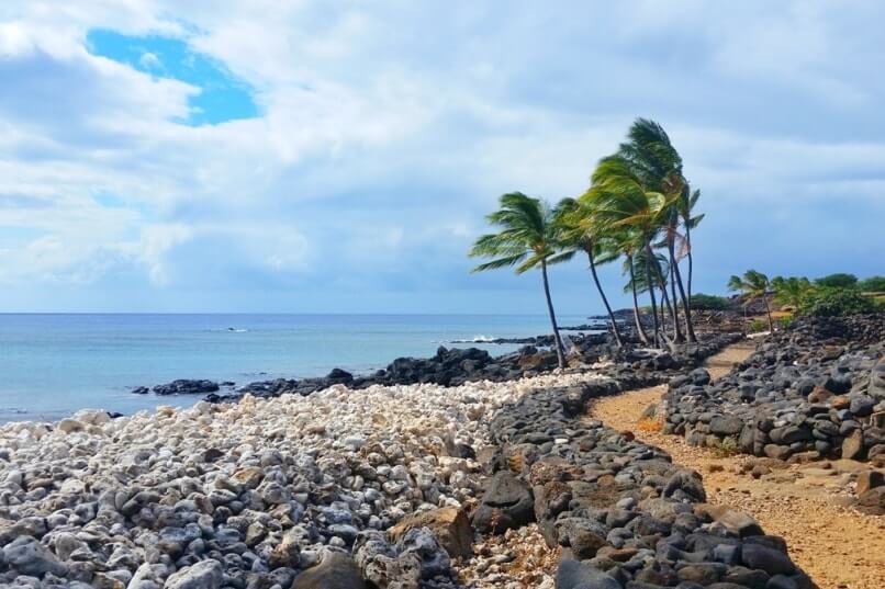 Big Island snorkeling spots: lapakahi state historical park beach, kohala snorkeling, near waikoloa. Hawaii travel blog