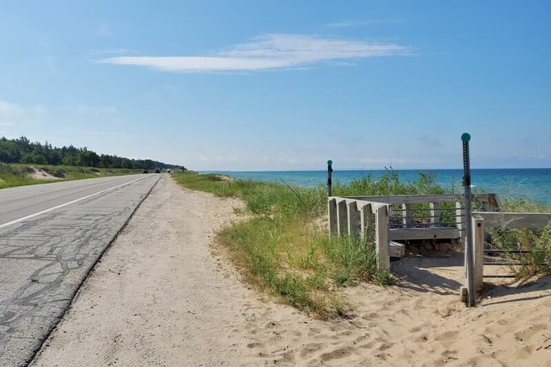 Things to do in Eastern UP: Lake Michigan Scenic Highway, US-2. UP Michigan travel blog