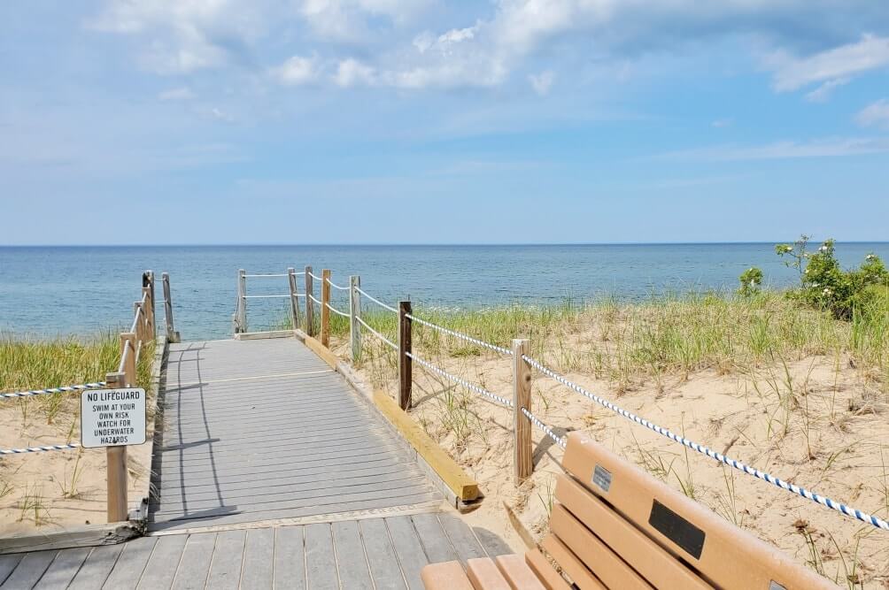 Crisp Point: Best Lake Superior beaches to visit in Upper Peninsula, near Crisp Point lighthouse. Best Michigan beaches. UP michigan travel blog
