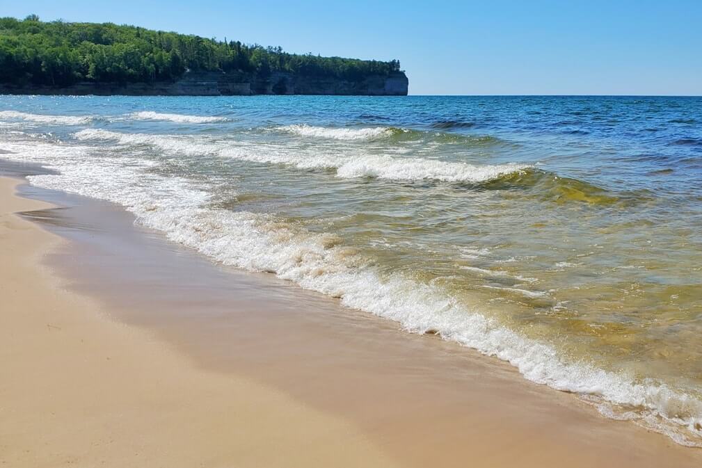 Things to do in Pictured Rocks National Lakeshore park: chapel beach. UP Michigan travel blog