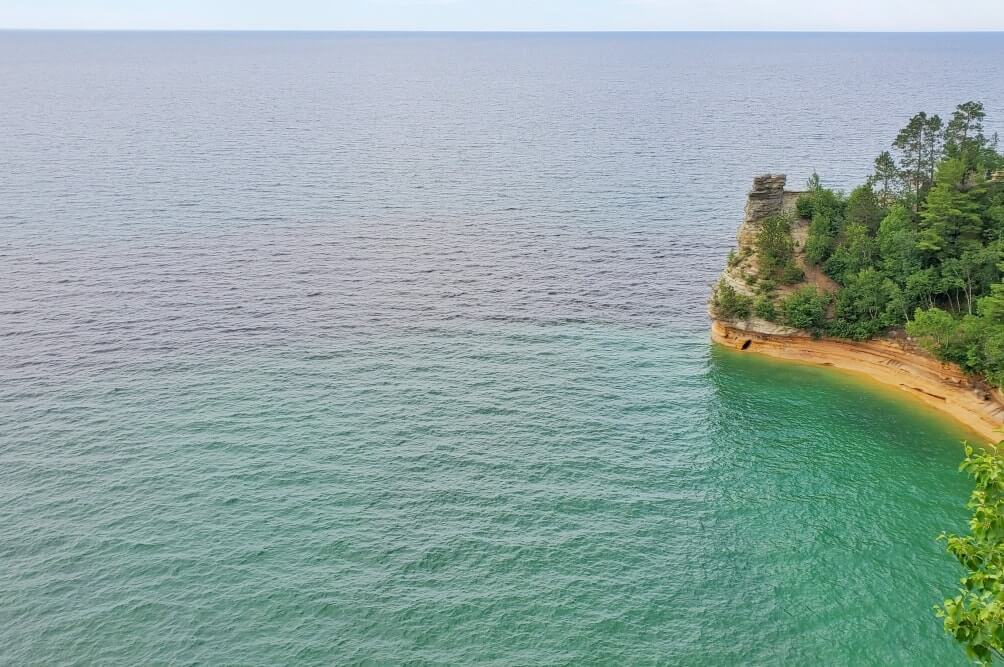 Things to do in Pictured Rocks National Lakeshore park: miners castle overlook. UP Michigan travel blog