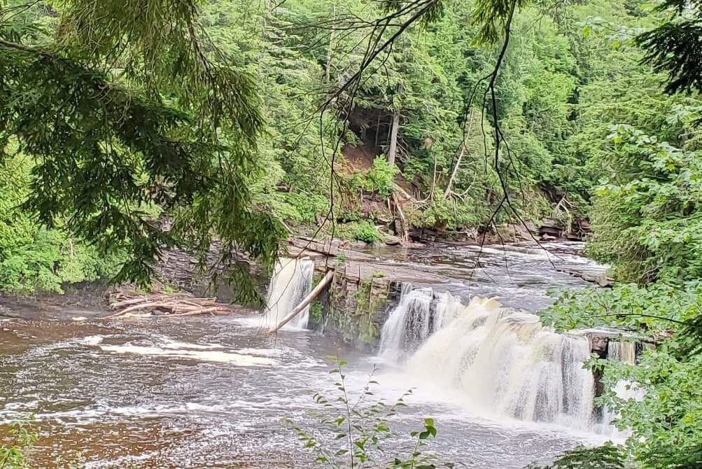 Presque Isle river trail: manabezho falls waterfalls in porcupine mountains wilderness state park along presque isle river. western up waterfalls. upper peninsula, michigan travel blog