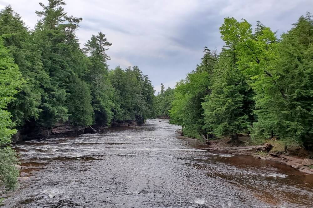 Presque Isle river: best waterfalls in porcupine mountains wilderness state park along presque isle river. western up waterfalls. upper peninsula, michigan travel blog