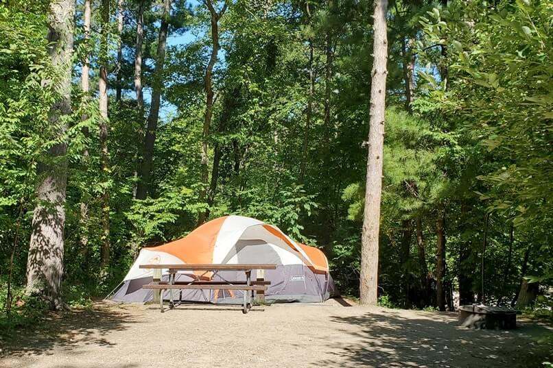 DH Day campground. tent camping. sleeping bear dunes. northern michigan travel blog