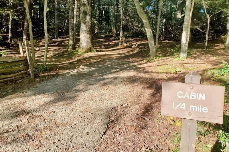 Hiking trail to John Oliver Cabin. Cades Cove hiking trail. smoky mountains travel blog