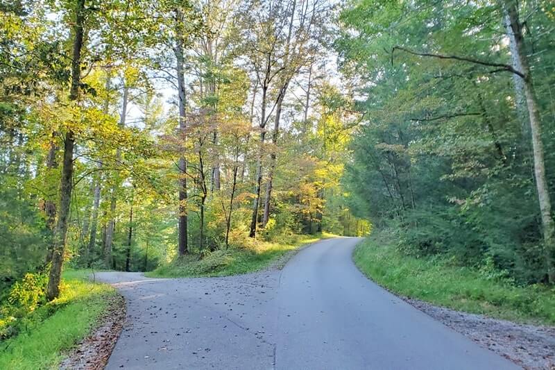 Getting to John Oliver Cabin: where on cades cove loop road. near sparks lane. smoky mountains travel blog