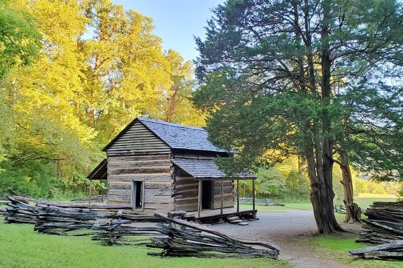 John Oliver Cabin. Historic log cabin in cades cove, smoky mountains. smoky mountains travel blog