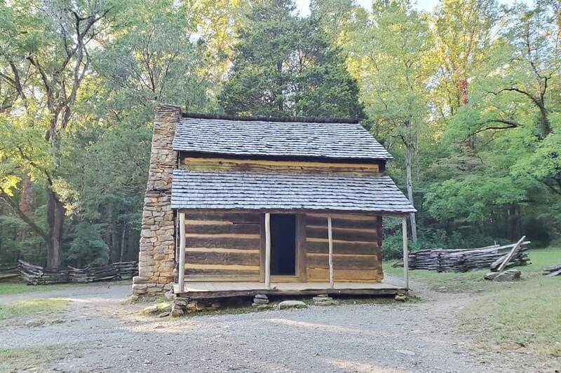 John Oliver Cabin. Historic log cabin in cades cove, smoky mountains. smoky mountains travel blog