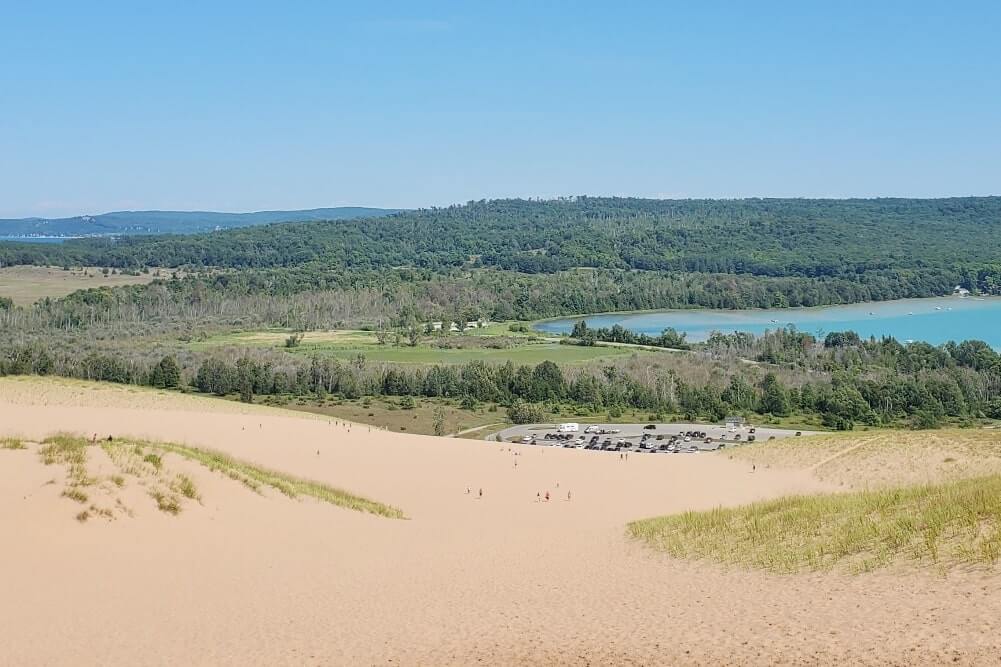 Cottonwood Trail: best hikes to see sand dunes in sleeping bear dunes national lakeshore. pierce stocking scenic drive hiking trails. northern michigan travel blog