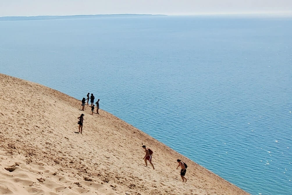 Pierce Stocking Scenic Drive stops to make: Lake Michigan overlook. Best Lake Michigan views. Best Michigan sand dunes. Best things to do in Sleeping Bear Dunes. northern michigan travel blog