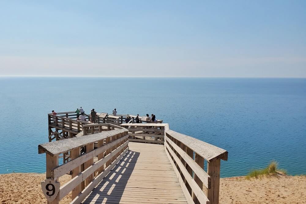 Pierce Scenic Stocking Drive: scenic drive in sleeping bear dunes national lakeshore. best overlooks. best stops. best things to do. northern michigan travel blog.