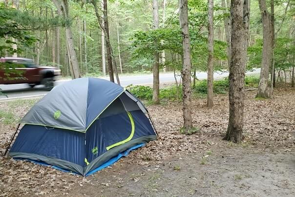 Muskegon State Park camping, campsite at Lake Michigan campground. michigan travel blog