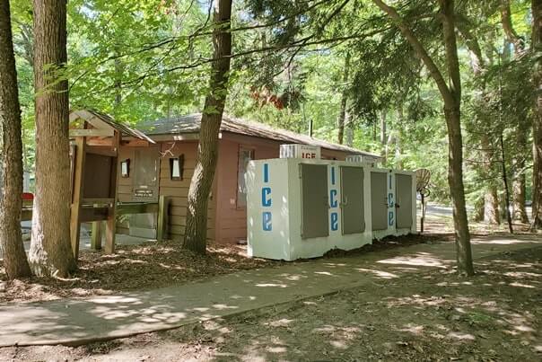 Where to buy ice. Muskegon State Park camping, Lake Michigan campground. michigan travel blog