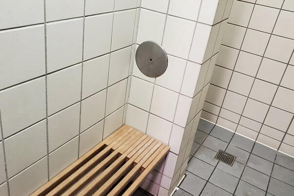 modern bathrooms and showers, Muskegon State Park camping, Lake Michigan campground. michigan travel blog