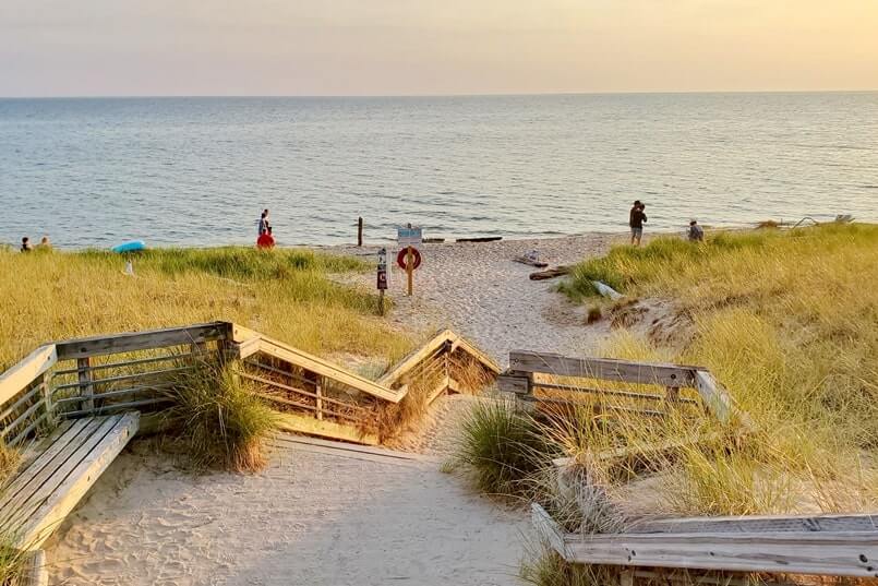 where to go for Muskegon State Park sunset spot, Lake Michigan sunset near Lake Michigan campground. michigan travel blog