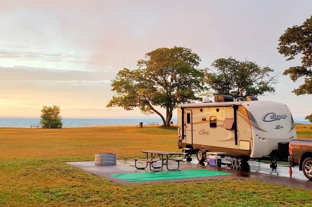 Lake Superior RV camping in Michigan. Best Lake Superior RV campgrounds in Michigan. Upper Peninsula. up michigan travel blog